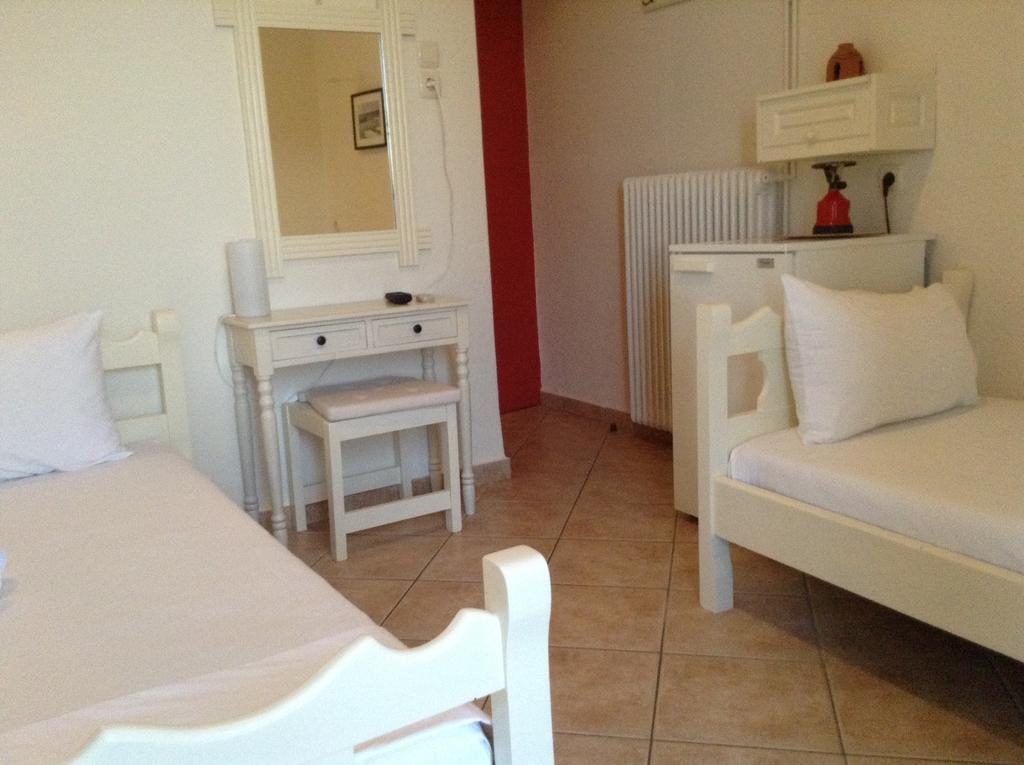 Pansion Martha Hotel Agios Ioannis  Bilik gambar